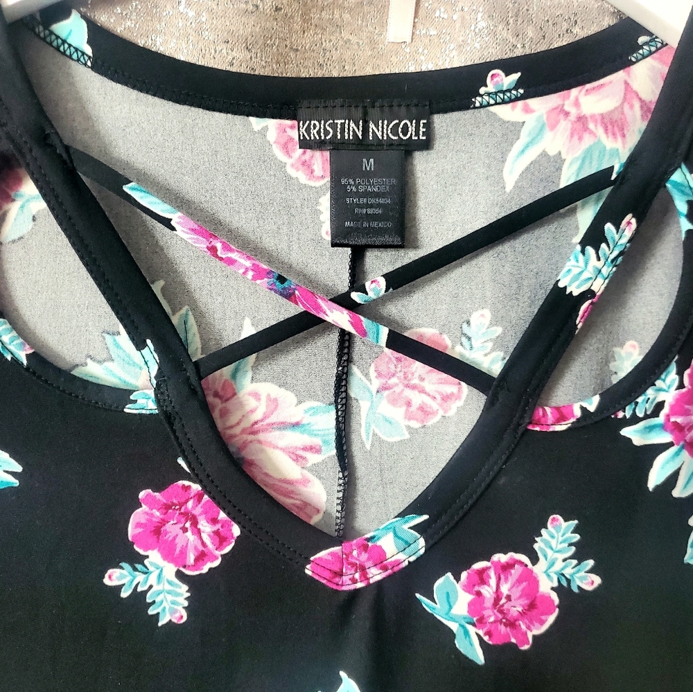 Maxi dress Womens size Medium black floral print